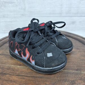 Vintage DC Shoes Y2K Court Graffik SE Toddler Shoes Size 5T Skateboard Flames